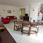 Dalla Torre Al Mare Intera Casa Su Tre Livelli