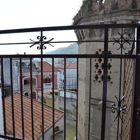 Dalla Torre Al Mare Intera Casa Su Tre Livelli * Vietri