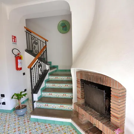 Holiday home Dalla Torre Al Mare Intera Casa Su Tre Livelli *