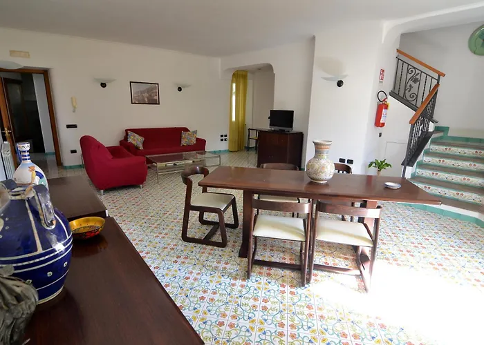 Dalla Torre Al Mare